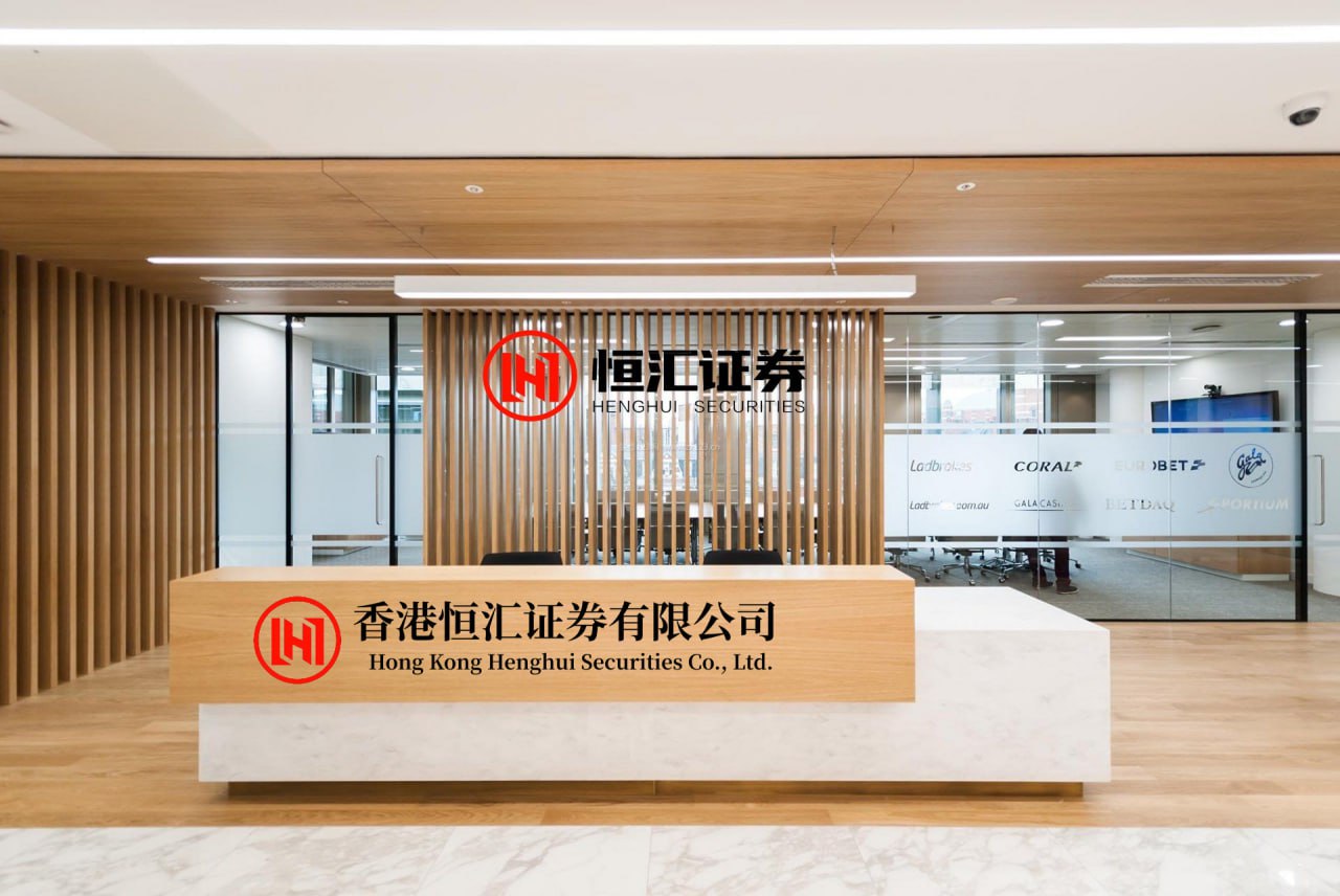 添利富 江龙船艇签订1840万美元船舶销售合同